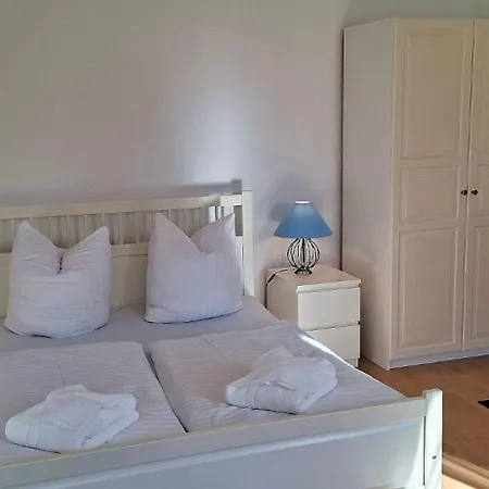Apartment Fortuna Gaestehaus App Hiddensee